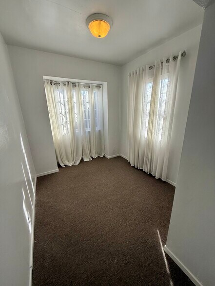 More Photos Of 107 W Fairview Blvd, Inglewood Medical For Lease