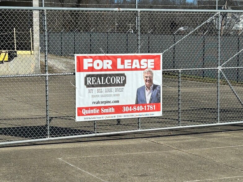 More Photos Of 80 Grace Dr, Hurricane Warehouse For Lease