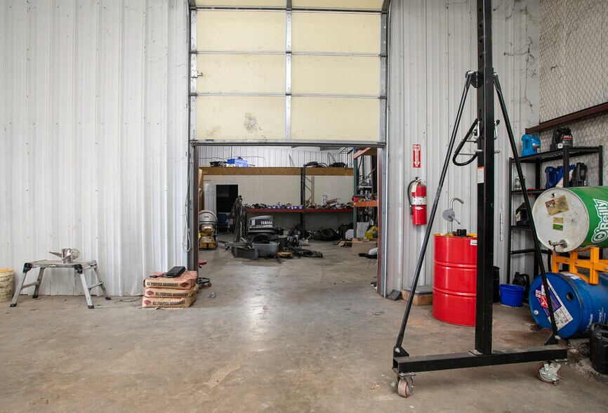 More Photos Of 10991 TX-135, Troup Warehouse For Sale