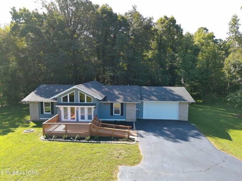 More Photos Of 1723 Roane State Hwy, Harriman Flex For Sale