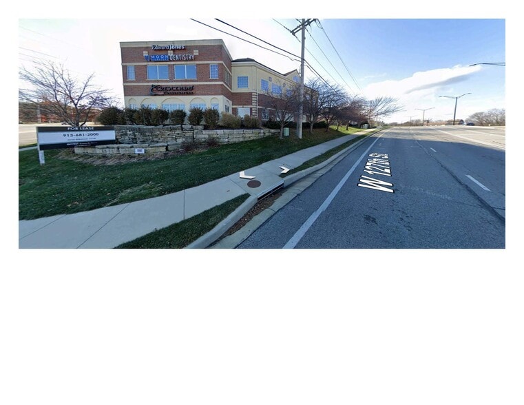 More Photos Of 12710 S Pflumm Rd, Olathe Storefront Retail Office For Lease