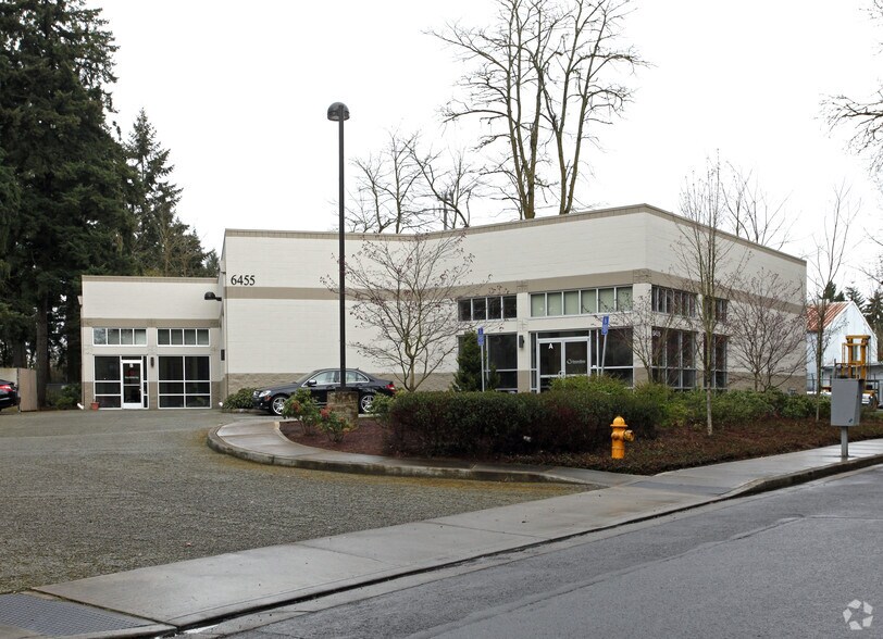 More Photos Of 6455 Lakeview Blvd, Lake Oswego Flex For Sale