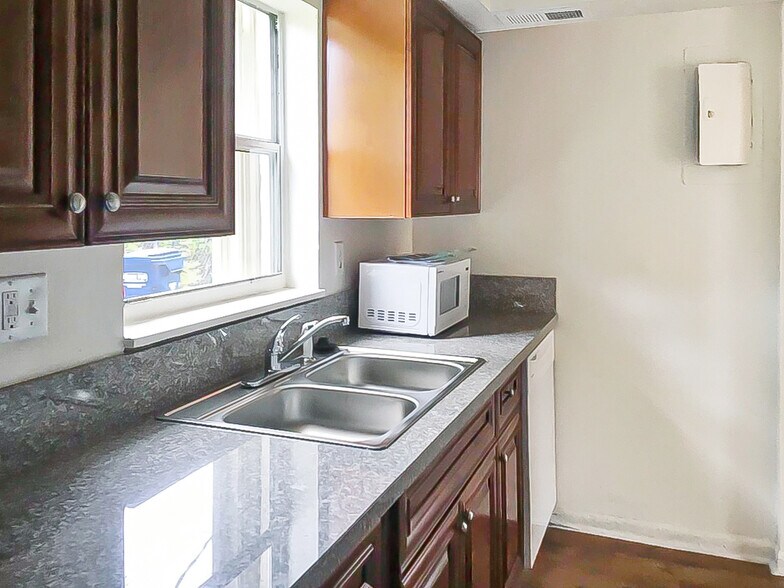 More Photos Of 4103 Riverside Dr, Coral Springs Apartments For Sale
