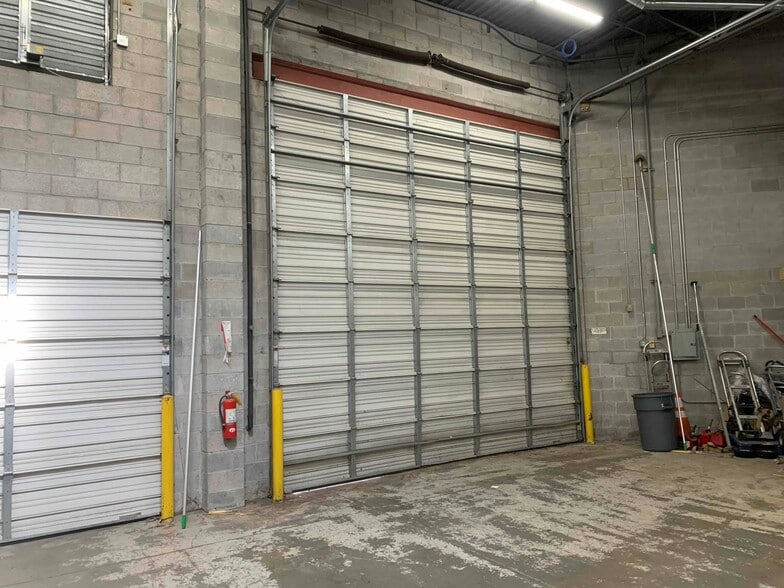 More Photos Of 3110 Moon Station Rd NW, Kennesaw Distribution For Lease