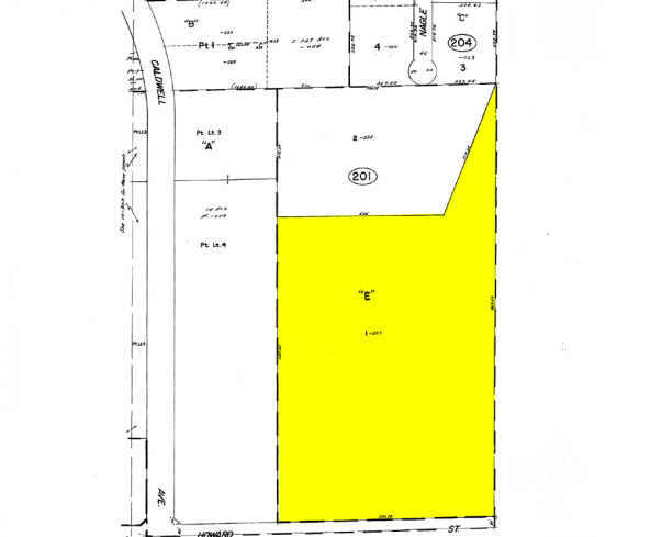 More Photos Of 6400-6430 W Howard St, Niles Distribution For Lease