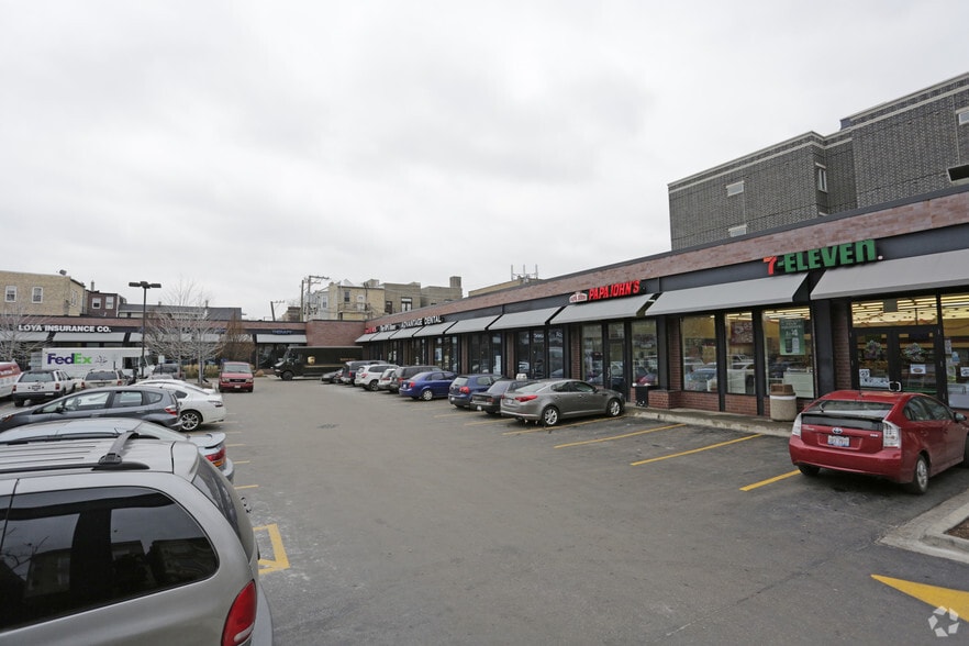 More Photos Of 2808-2820 W Armitage Ave, Chicago Unknown For Lease