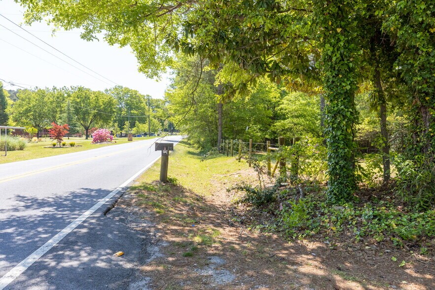 More Photos Of 3920 Hiram Lithia Springs Rd, Powder Springs Land For Sale