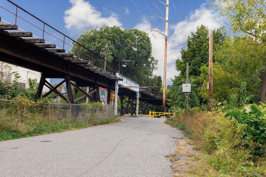 More Photos Of 8257 Frankford Ave, Philadelphia Auto Repair For Sale