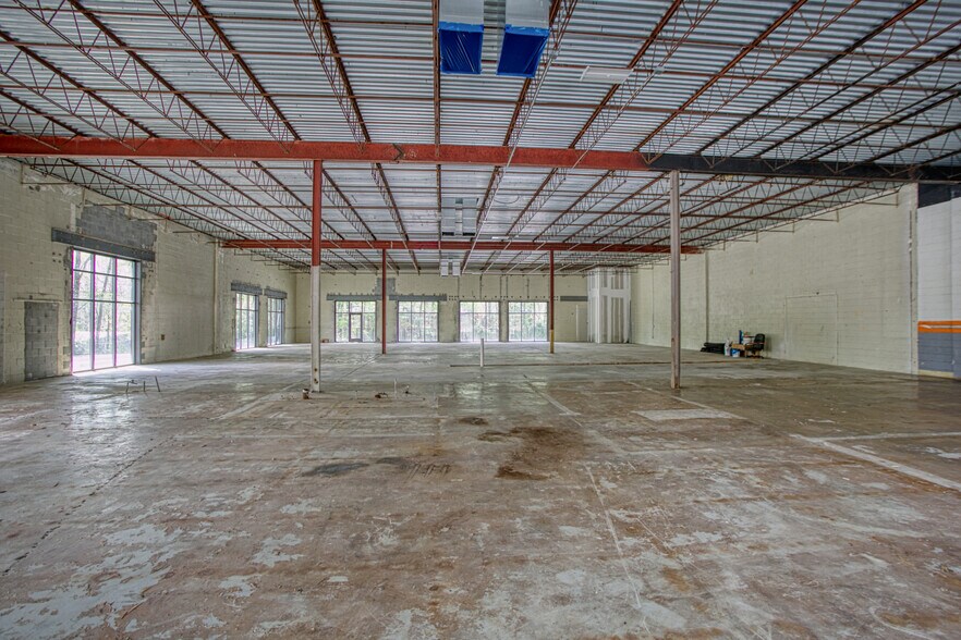 More Photos Of 3586 Pierce Dr NE, Chamblee Office For Sale