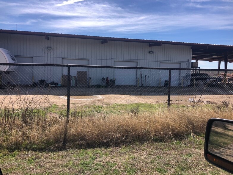 Primary Photo Of 6290 Side View Rd, San Angelo Warehouse For Lease