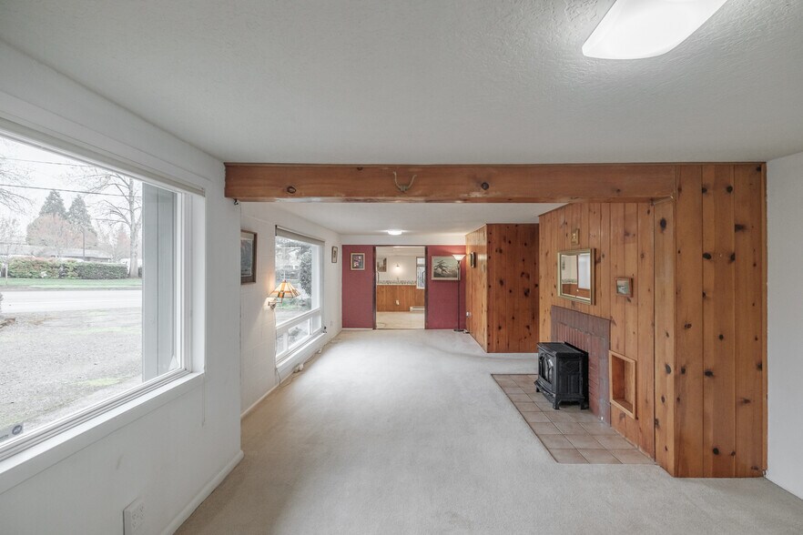 More Photos Of 5198 Skyline Rd S, Salem Multifamily For Sale