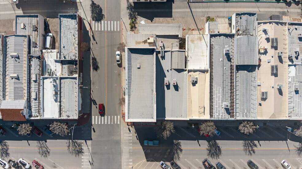 More Photos Of 948 E Main St, Santa Paula Bank For Sale