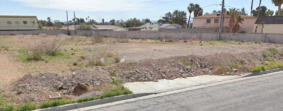 More Photos Of Rosanna St, Las Vegas Land For Sale