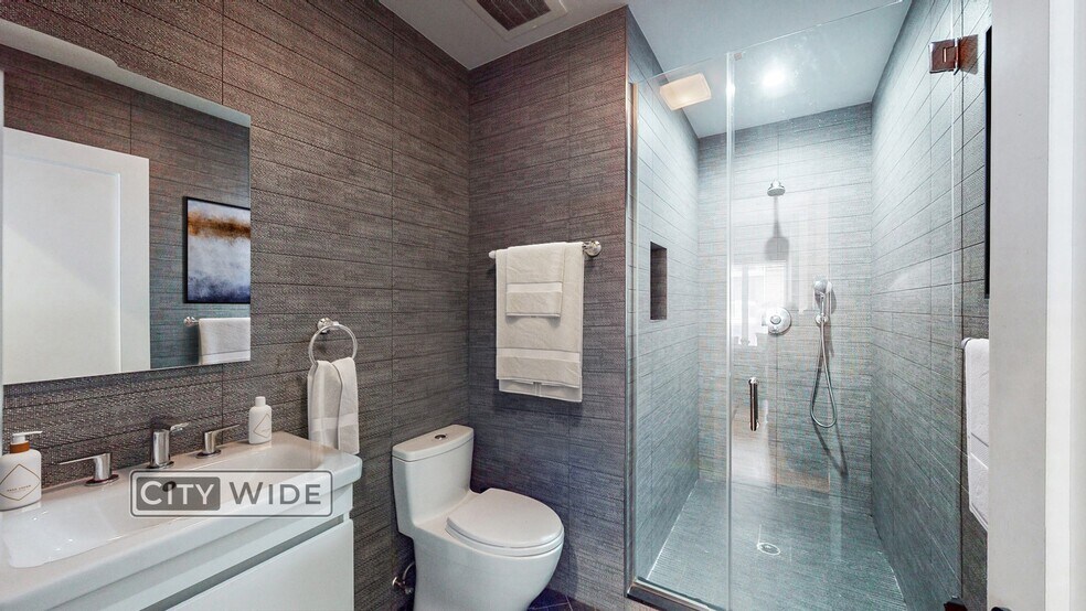 More Photos Of 244 E 53rd St, New York Storefront Retail Residential For Sale