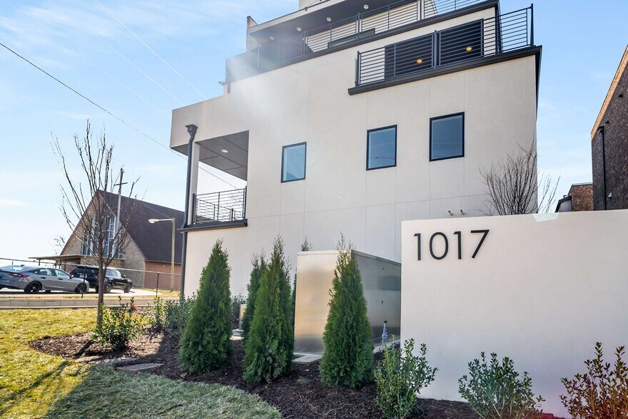 Primary Photo Of 1017 12th Ave S, Nashville Apartments For Sale