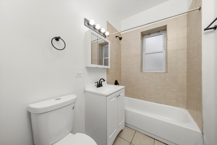 More Photos Of 7127 S Normal Blvd, Chicago Apartments For Sale