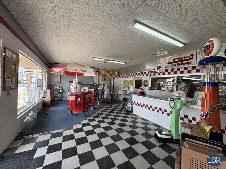 More Photos Of 308 Willard St, Cocoa General Retail For Sale