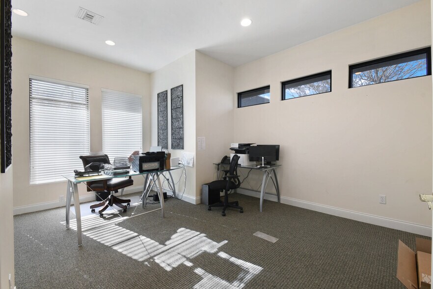 More Photos Of 509 Anastasia Blvd, Saint Augustine Loft Creative Space For Lease