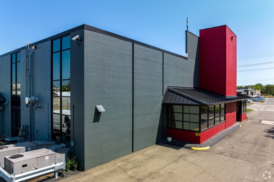 More Photos Of 11355 Stephens Rd, Warren Office For Sale