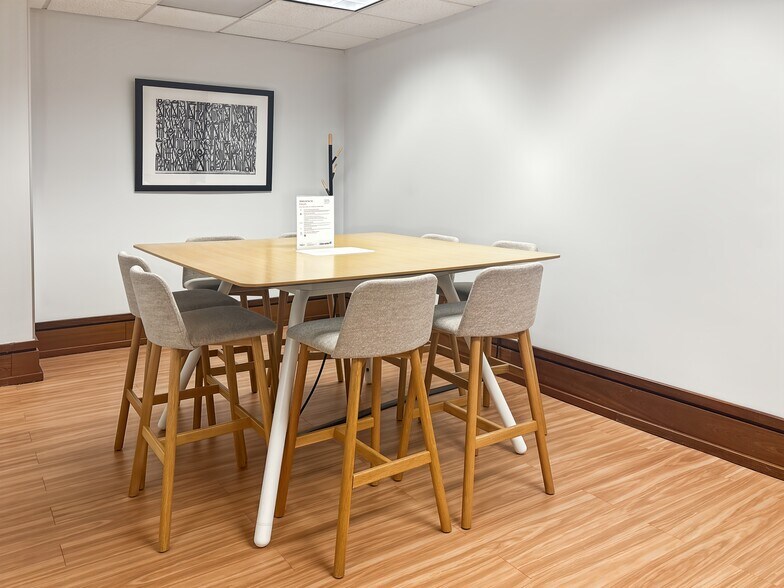 More Photos Of 8601 Six Forks Rd, Raleigh Coworking Space