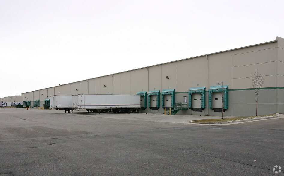 More Photos Of 1633-1717 S 4800 W, Salt Lake City Distribution For Lease