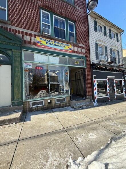 Primary Photo Of 322-324 N 7th St, Allentown Storefront Retail Residential For Lease