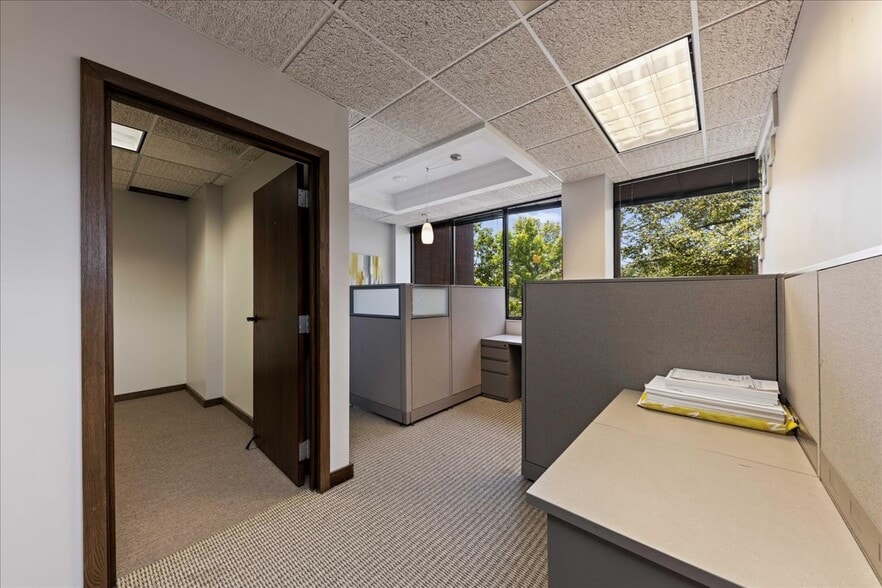 More Photos Of 11775 W 112th St, Overland Park Medical For Sale