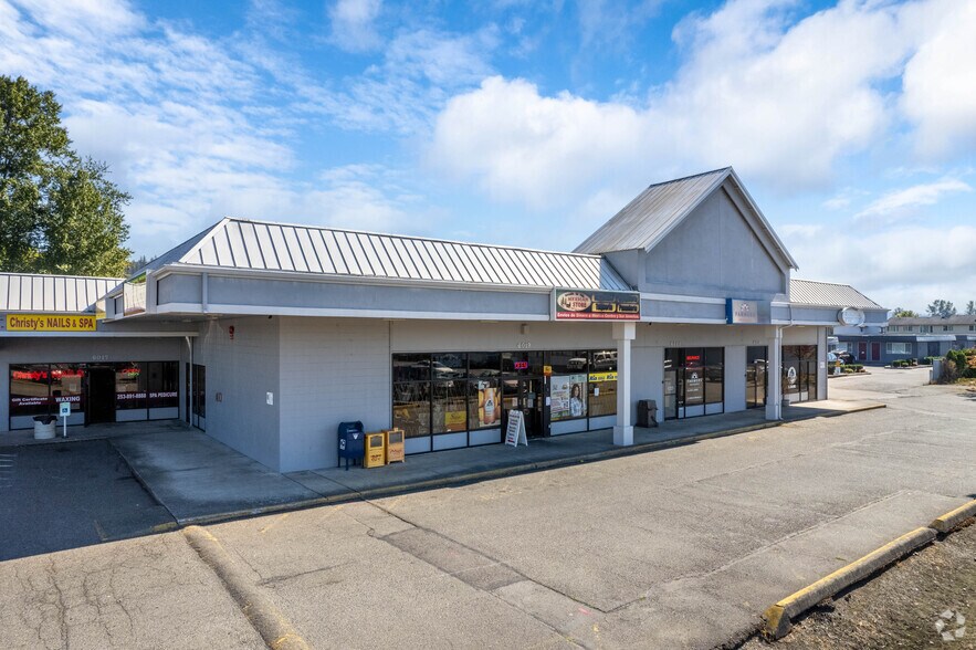 More Photos Of 6005-6125 Parker Rd E, Sumner Unknown For Lease