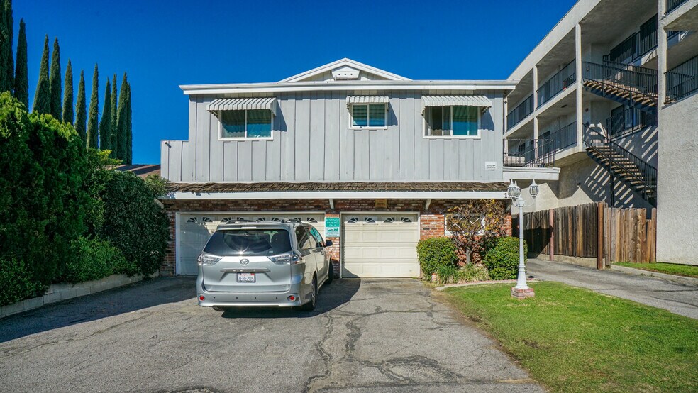 More Photos Of 1157 Justin Ave, Glendale Apartments For Sale