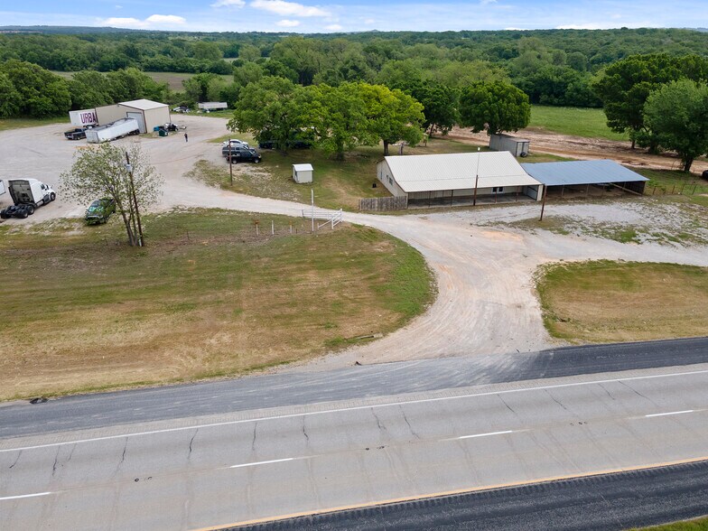 More Photos Of 5716 N US Highway 287, Alvord Truck Terminal For Sale