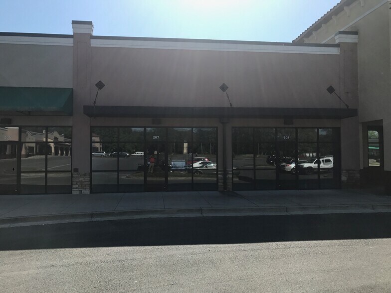 More Photos Of 2410 Cleveland Hwy, Dalton Unknown For Lease