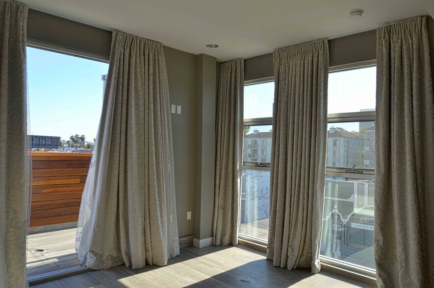 More Photos Of 600 S La Brea Ave, Los Angeles Storefront Retail Residential For Sale