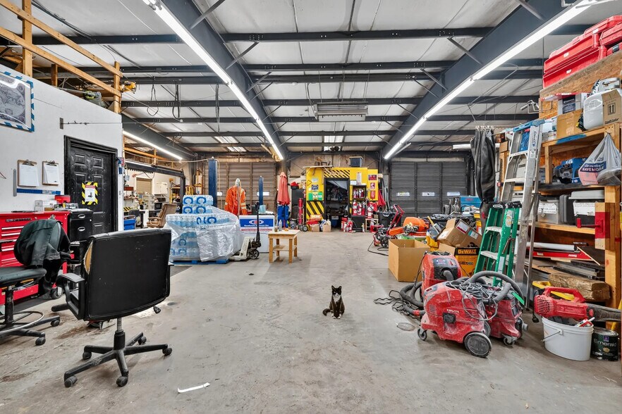 More Photos Of 417 Loop Rd, Garner Warehouse For Sale