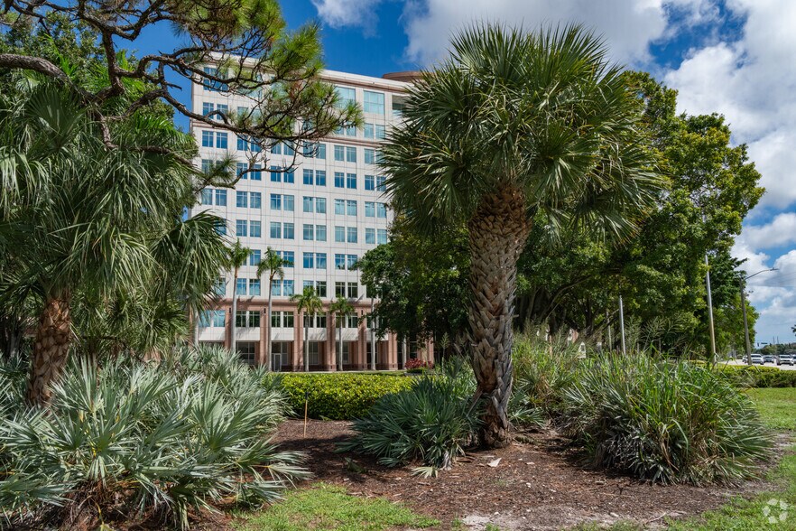 More Photos Of 1 Town Center Rd, Boca Raton Office For Lease