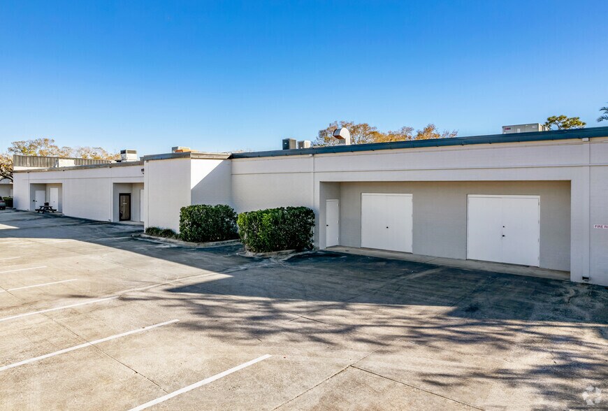 More Photos Of 5655-5729 Rio Vista Dr, Clearwater Unknown For Lease