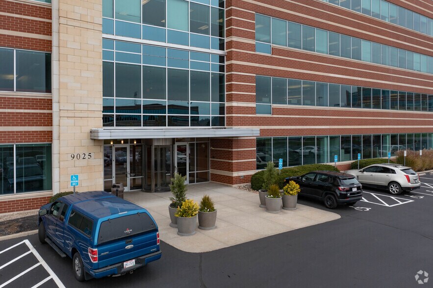 More Photos Of 9050 Centre Pointe Dr, West Chester Unknown For Lease