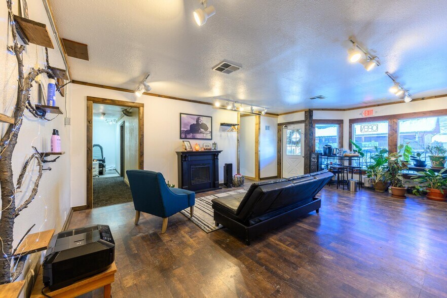 More Photos Of 312 Dewey Ave, Eureka Storefront Retail Office For Sale