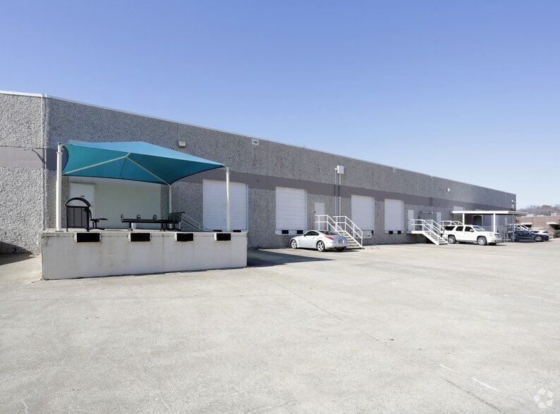 More Photos Of 1352-1366 Exchange Dr, Richardson Unknown For Lease