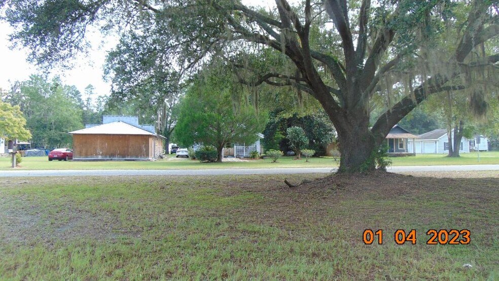 More Photos Of 243 Ellabell Loop Rd, Ellabell Land For Lease