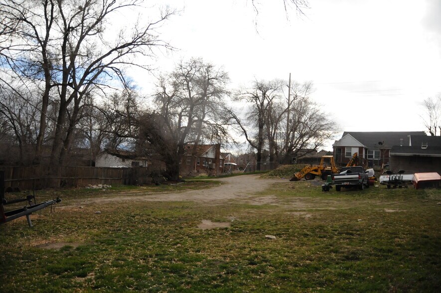 More Photos Of 2770 W 5400 S, Salt Lake City Flex For Sale