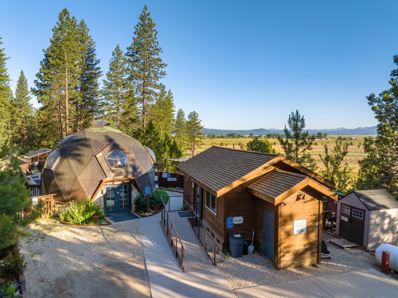 More Photos Of 521 Campbell Hot Springs Rd, Sierraville Hotel For Sale