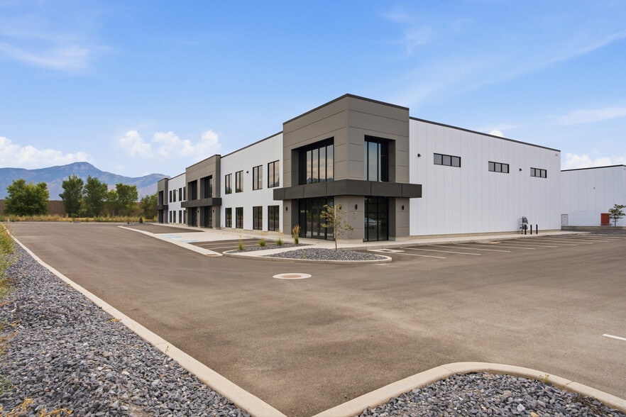 More Photos Of 1242 N 2000 W, Farr West Light Manufacturing For Sale