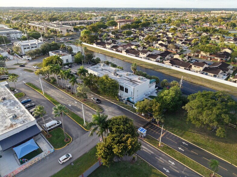 More Photos Of 6545 NW 169th St, Hialeah Medical For Sale