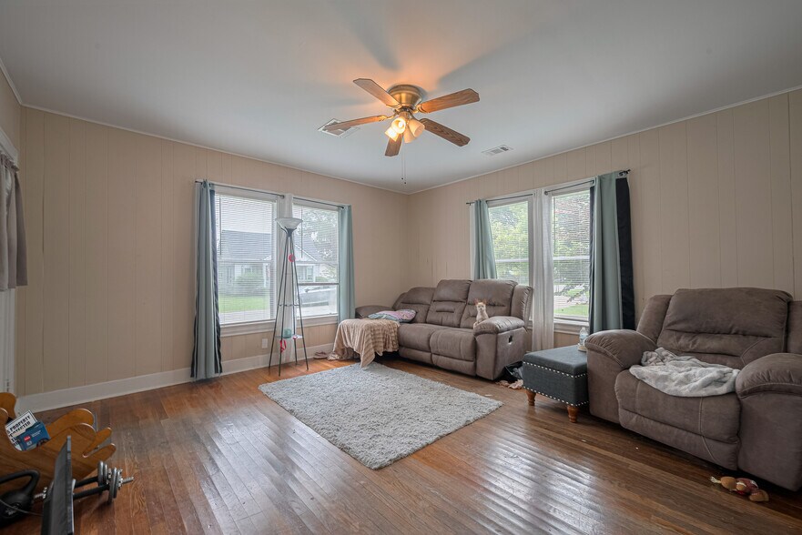 More Photos Of , Wharton Multifamily For Sale