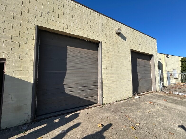 More Photos Of 600 N Irwin St, Dayton Manufacturing For Lease