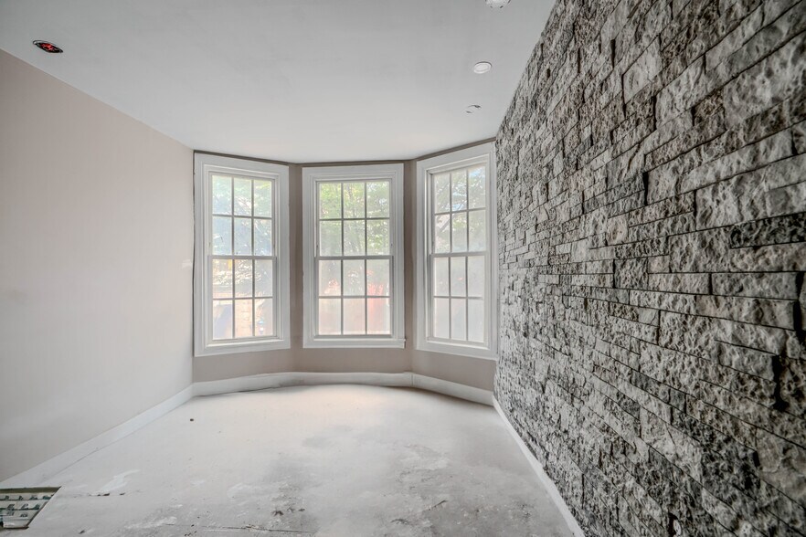 More Photos Of 55-57 S Potomac St, Hagerstown Apartments For Sale