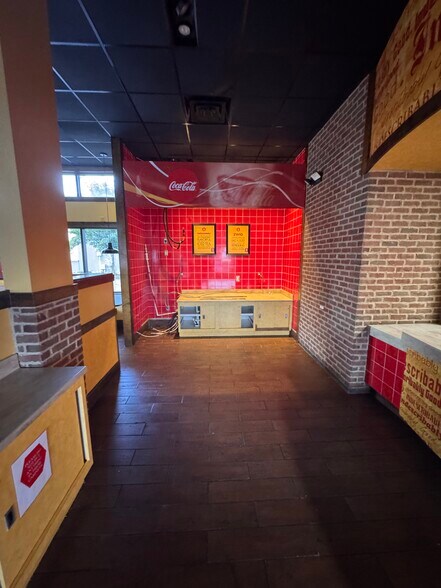More Photos Of 2502 Battleground Ave, Greensboro Fast Food For Lease