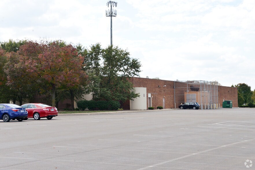 More Photos Of 5959 Bigger Rd, Kettering Light Distribution For Sale