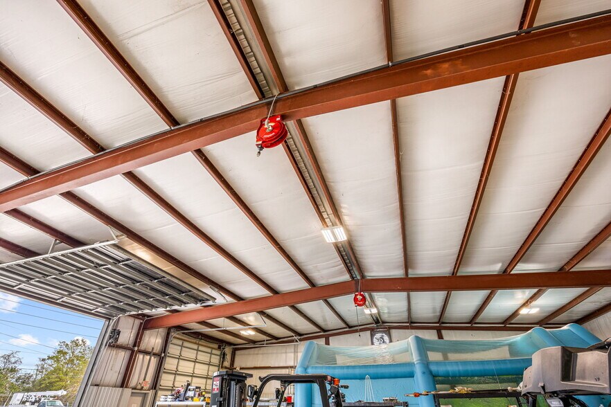 More Photos Of 15720 Garrett Rd, Houston Industrial For Sale