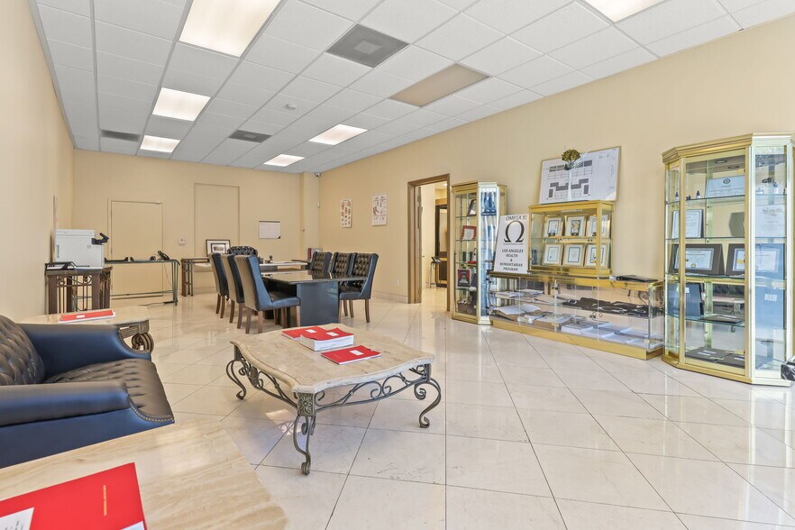 More Photos Of 176-178 S Alvarado St, Los Angeles Medical For Sale